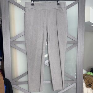 Chico’s Perfect Stretch Gray Pull On Women's Pants